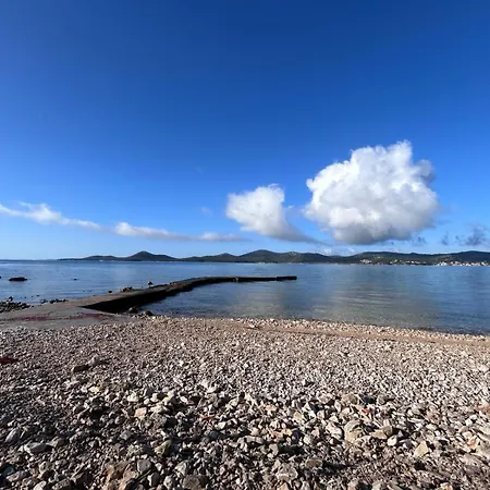 Mobile Fjaka Biograd Na Moru