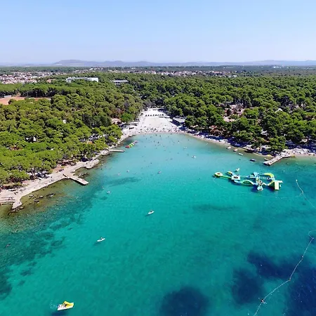 Mobile Fjaka Kamp alanı Biograd Na Moru