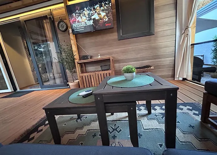 Mobile Fjaka * 비오그라드나모루