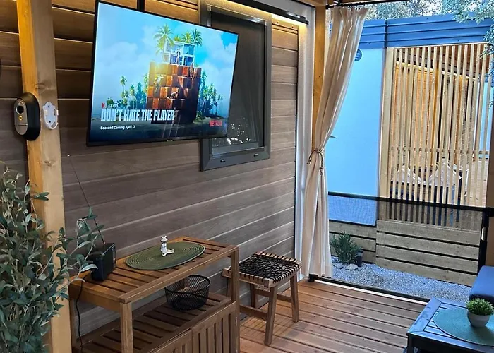 Mobile Fjaka 캠프장