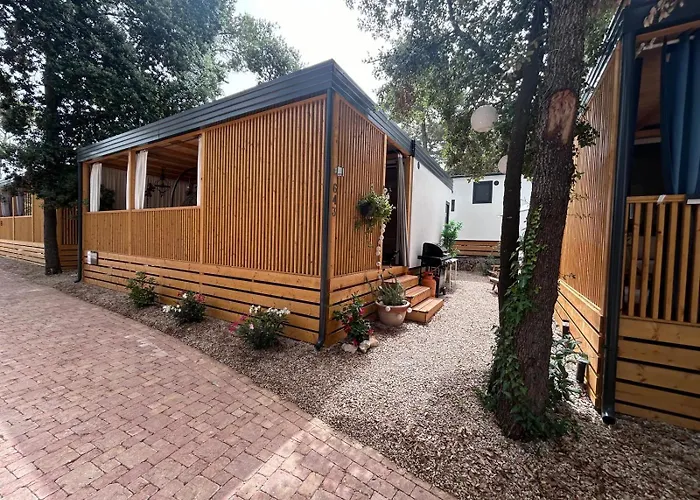 캠프장 Mobile Fjaka